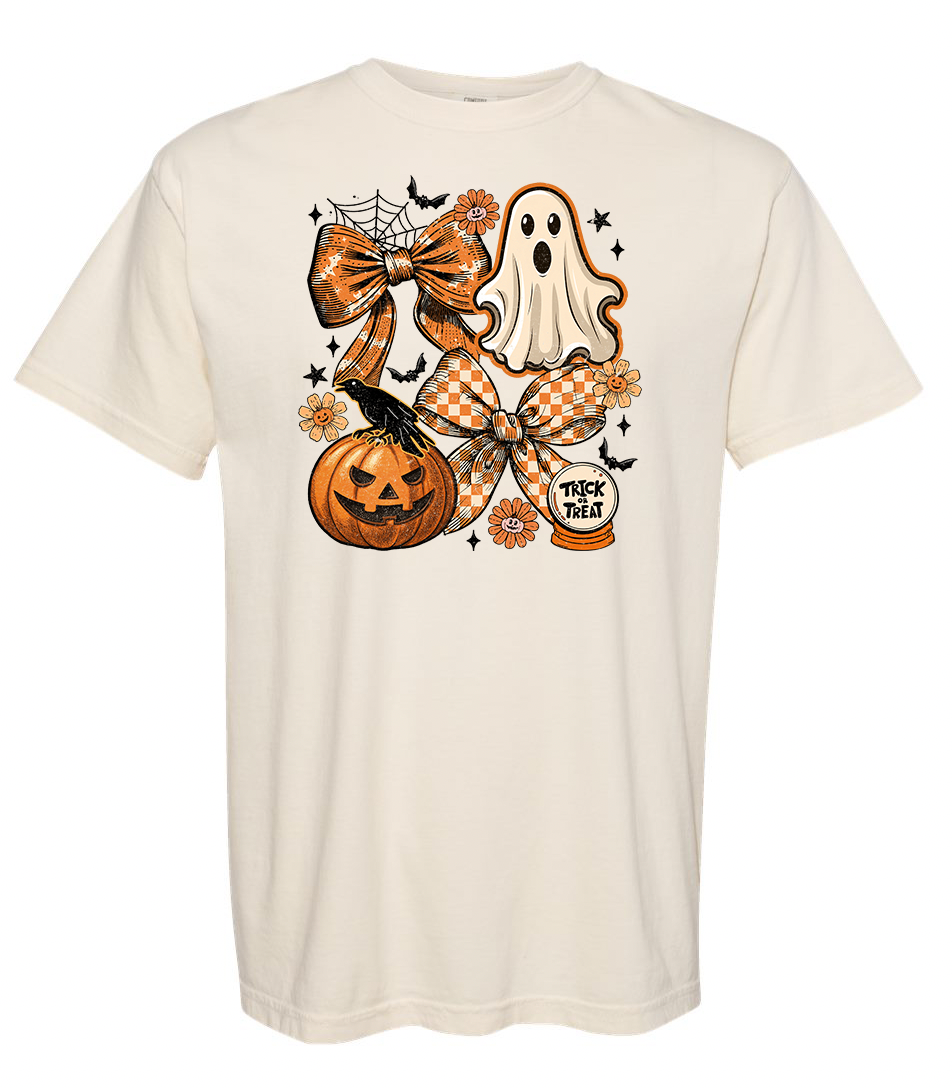 Vintage Halloween Ghost Trick or Treat Vibes