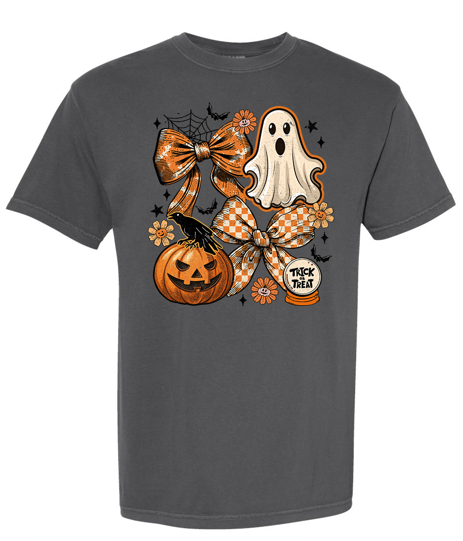 Vintage Halloween Ghost Trick or Treat Vibes